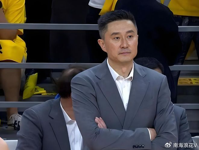 广东队惨败上海队16分 杜锋三失误成关键