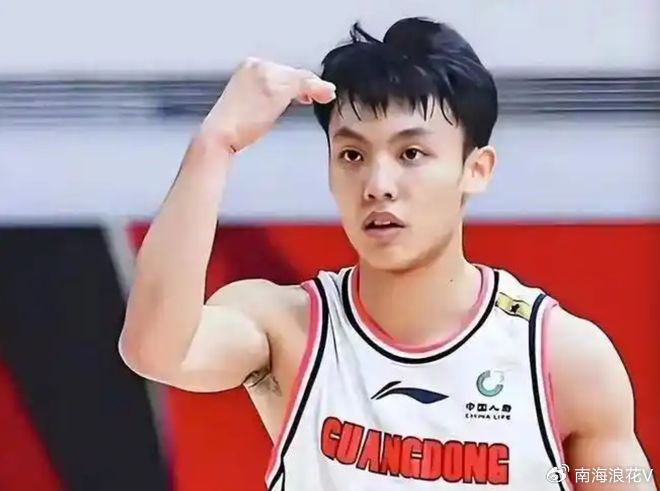 广东队惨败上海队16分 杜锋三失误成关键