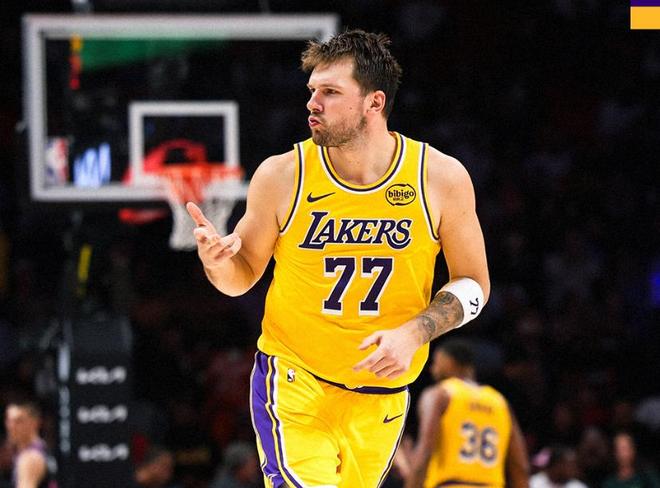 湖人8连胜稳固西部第三 詹姆斯三双东契奇60分引