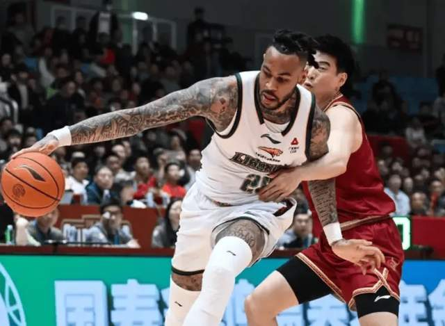 浙江81-76力克辽宁 关键球失误与篮板球短板暴露